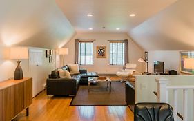 The Carriage House Loft